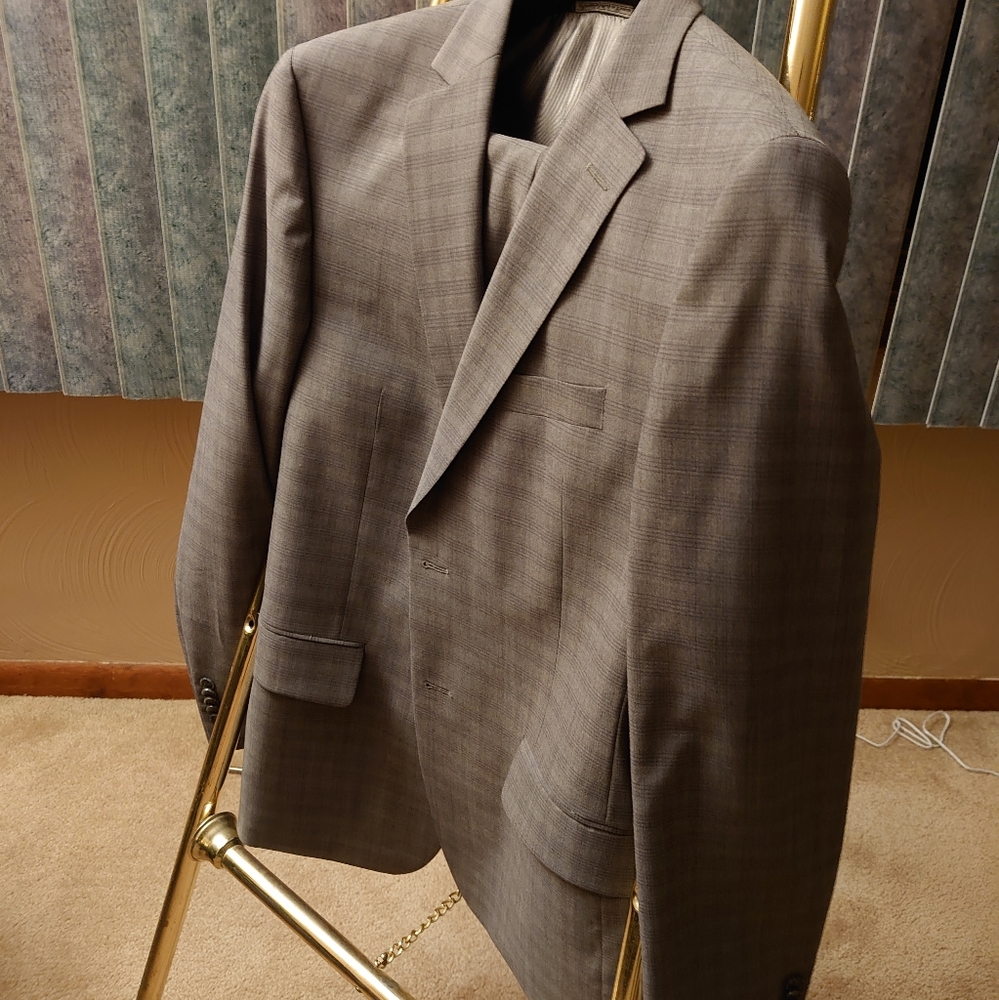 S. Cohen Canadian Made Wool Grey Men's Suit